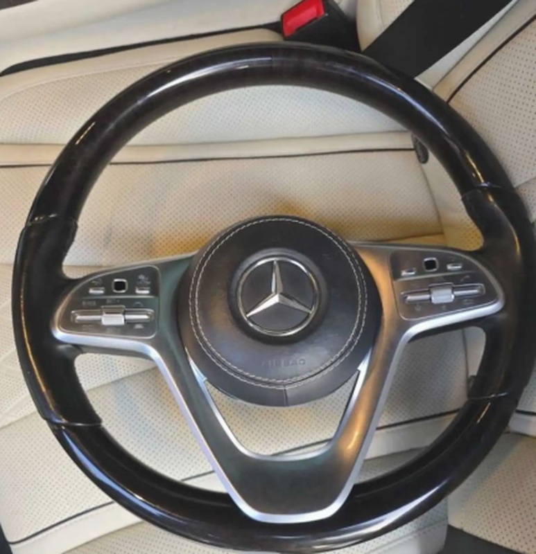 Рулевое колесо Mercedes-Benz S-класса